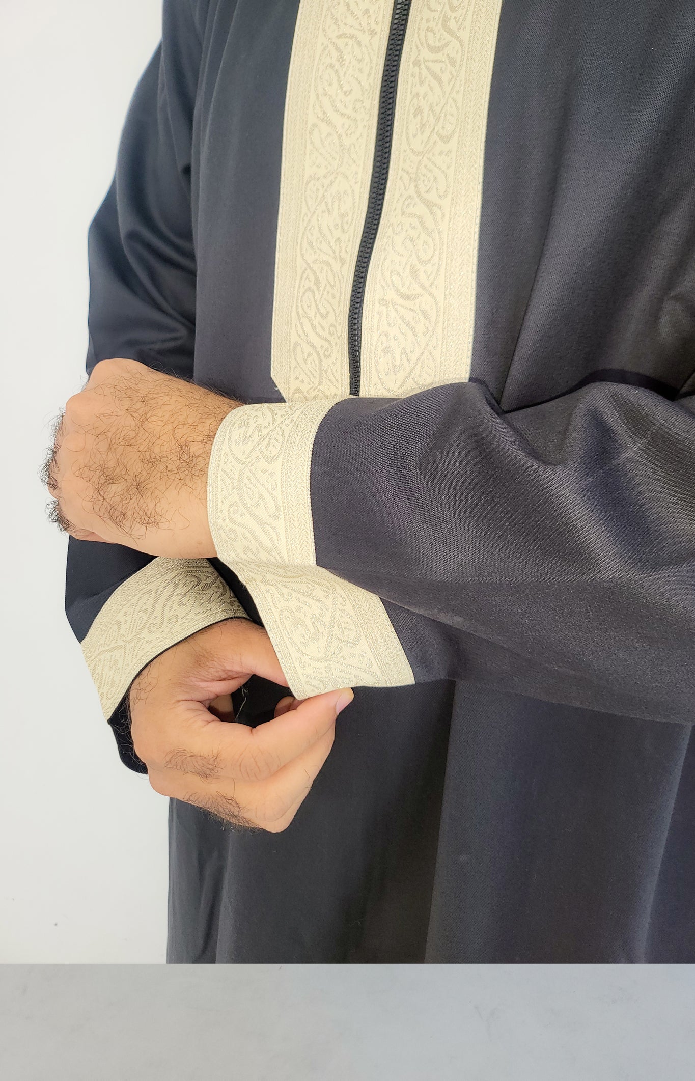 Black ( Arabic Border - Short Sleeve ) Kaftan
